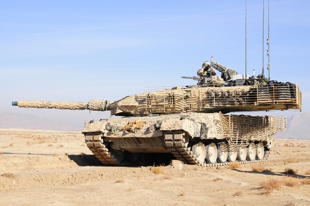 Немецкий танк Leopard 2A6